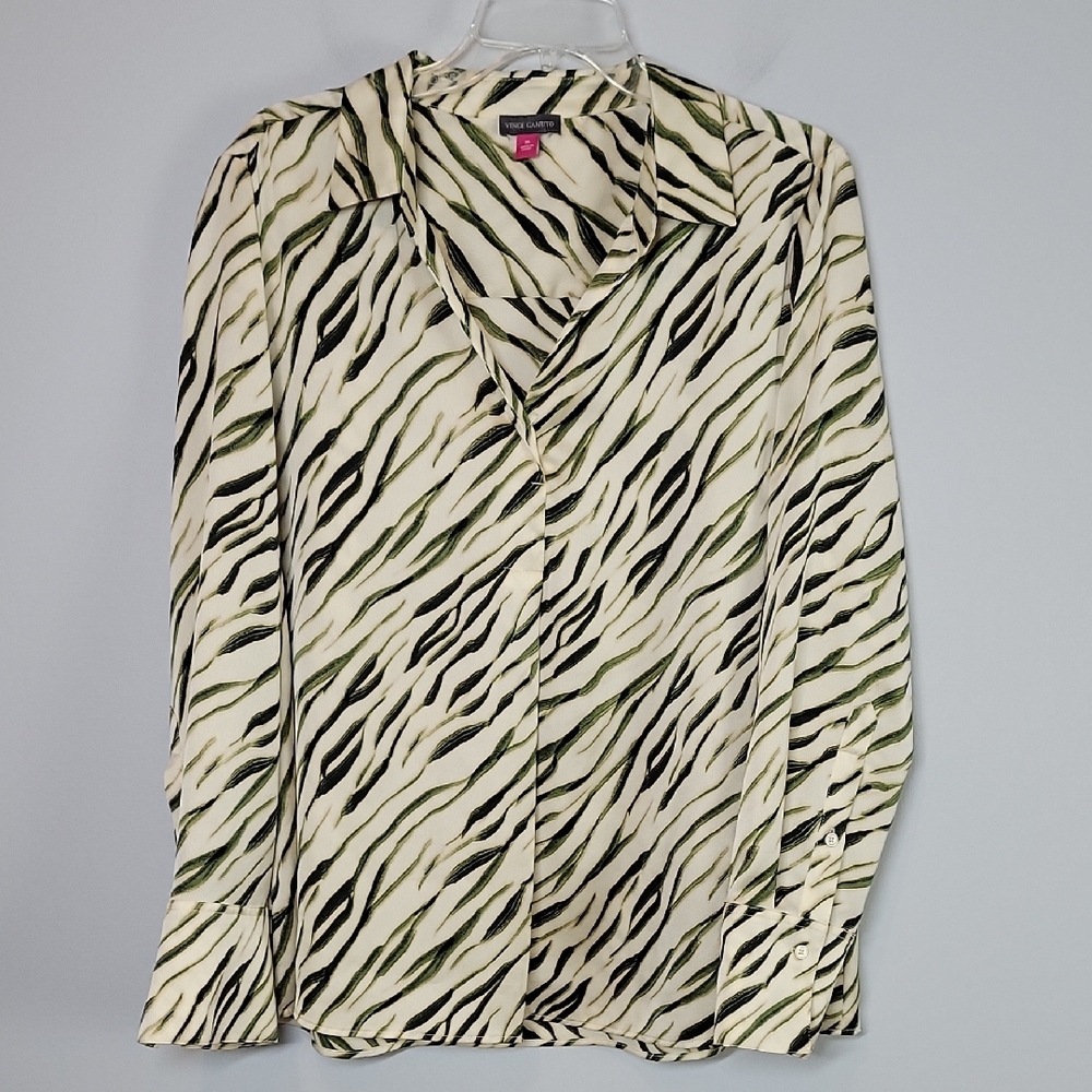 Vince Camuto  animal print blouse size XL